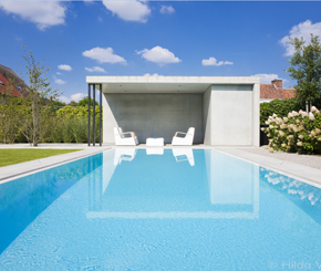 betonnen buitenzwembad met epoxy afwerking, My pool by Hugelier, zwembadbouwer